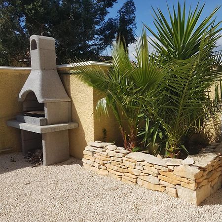 Dependance 29M2 Climatisee Apartman Saint-Gilles  Kültér fotó